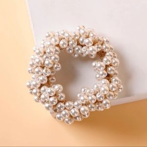 ❤️‍🔥BOGO FREE NWOT Dainty Pearl Beaded Hair Tie Accessory Preppy Jewelry